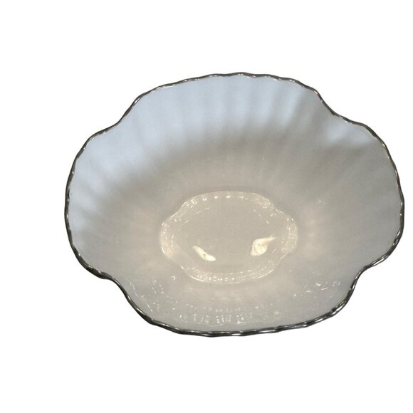 Spode Fleur De Lys Grey (Bone, Platinum Trim) Sugar Bowl with Lid Approximately - Picture 3 of 6